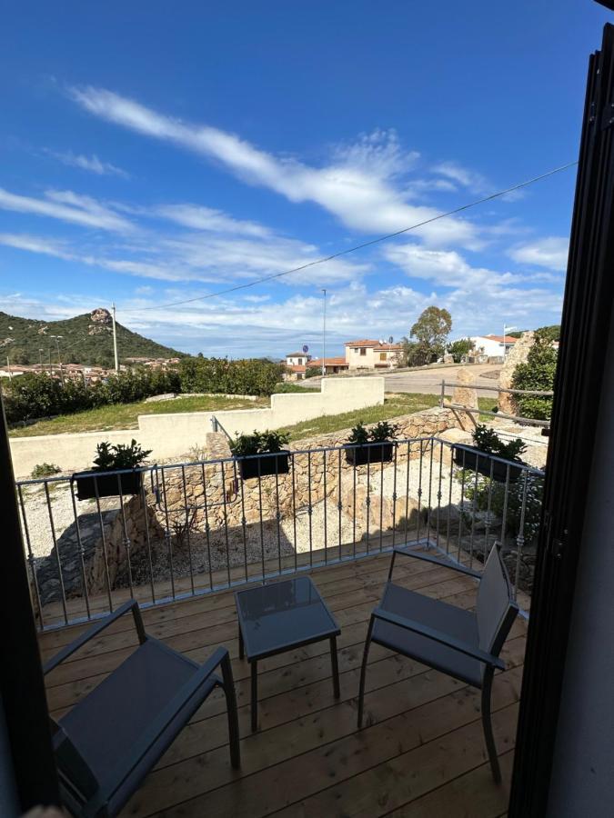 The Square Depandance Bed & Breakfast Cannigione Bagian luar foto