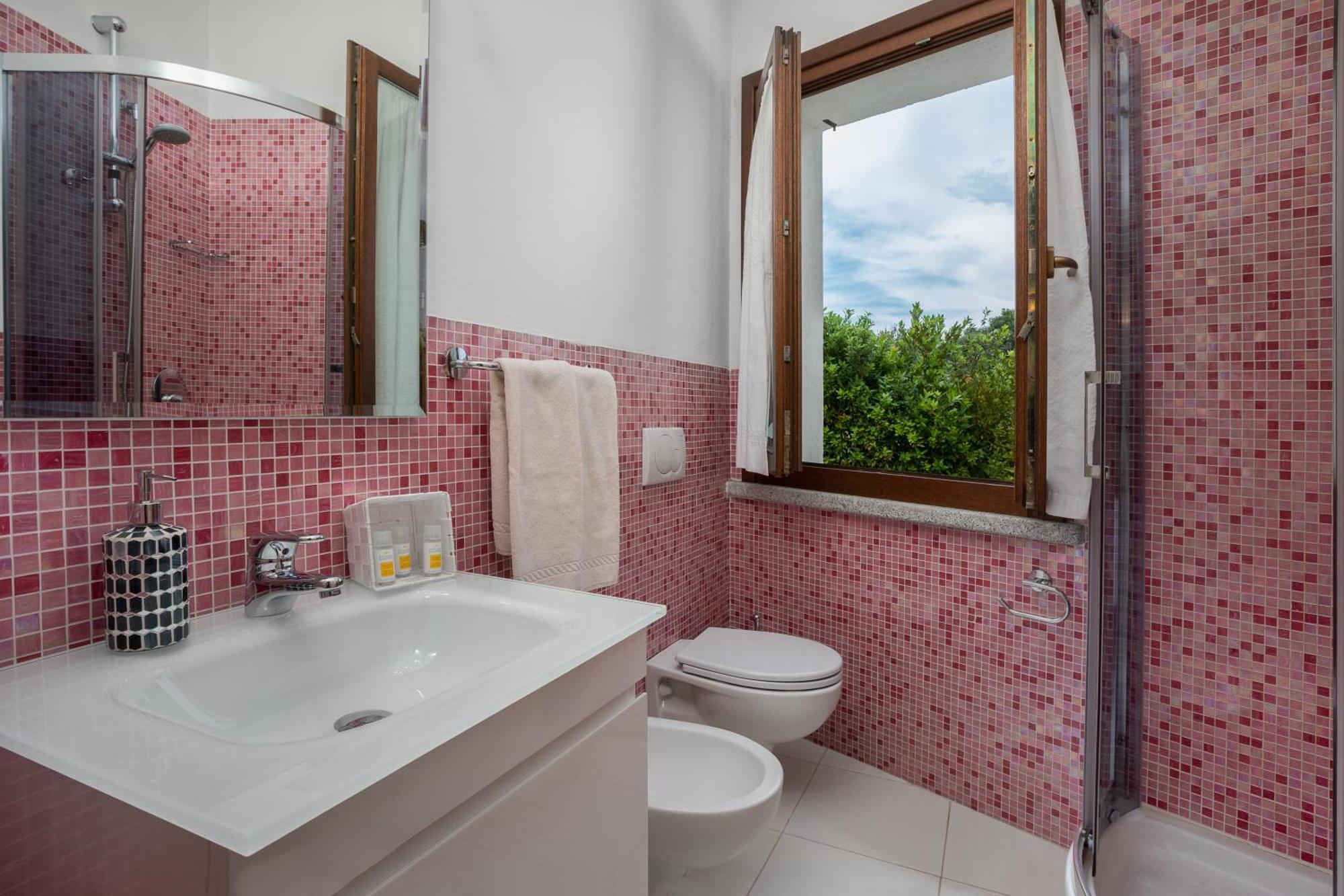 The Square Depandance Bed & Breakfast Cannigione Bagian luar foto